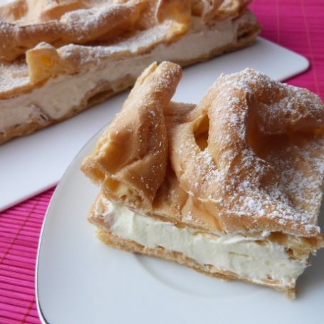 Krok 5 - Karpatka z masą budyniowo-śmietankową foto
