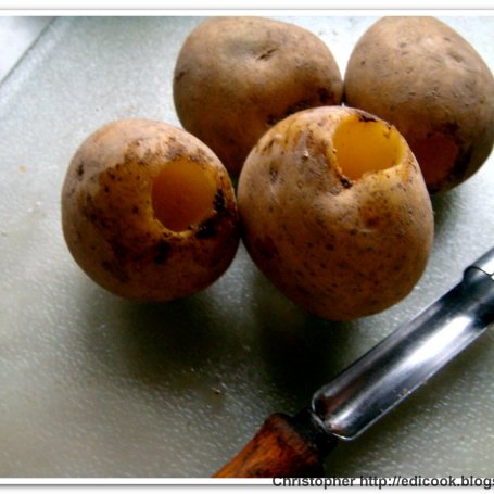 Krok 1 - Kartofelek z marchewką. foto