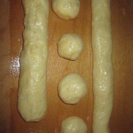 Krok 4 - Kartoflane pączusie foto