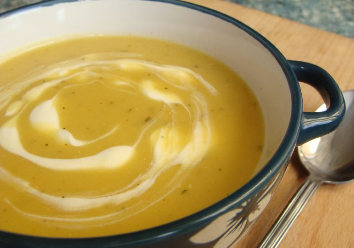 Kartoflanka - zupa krem ( sycąca i rozgrzewająca ) foto