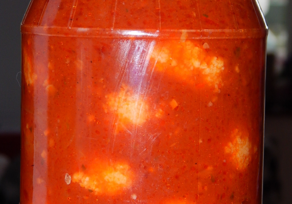 Kąski z kurczaka  w marynacie pomidorowej foto