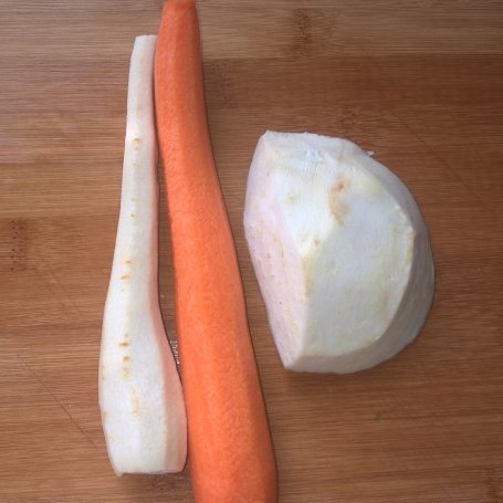 Krok 2 - Kasza bulgur z brokułami foto