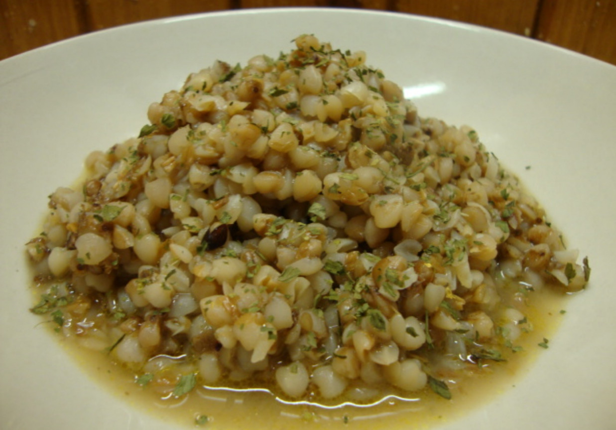 Kasza gryczana w sosie grzybowym foto