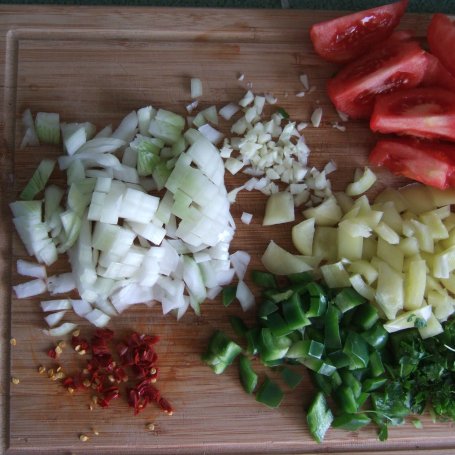 Krok 3 - Kasza jaglana na bulionie warzywnym z warzywami foto