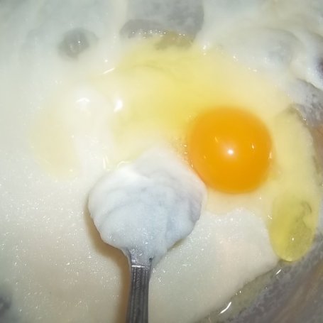 Krok 3 - Kasza manna z jajkiem i śmietaną foto