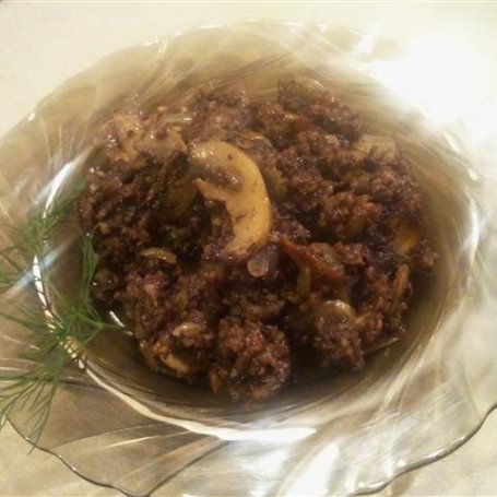 Krok 6 - Kaszanka z pieczarkami i cebulką foto