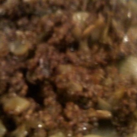 Krok 5 - Kaszanka z pieczarkami i cebulką foto