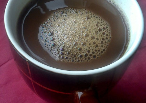 Fotografia przedstawiająca Kawa czekoladowa z Nutellą i winem