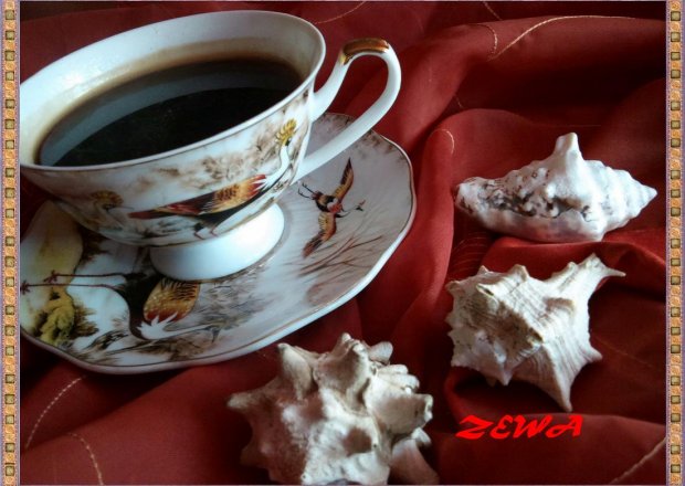 Fotografia przedstawiająca Kawa karmelowo waniliowo cynamonowa