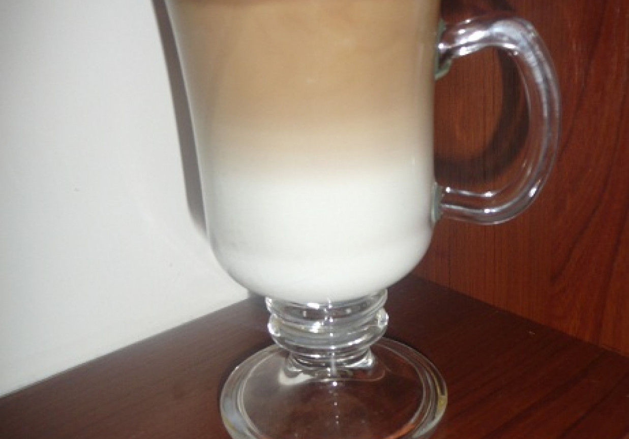 Kawa latte macchiato smakowa foto