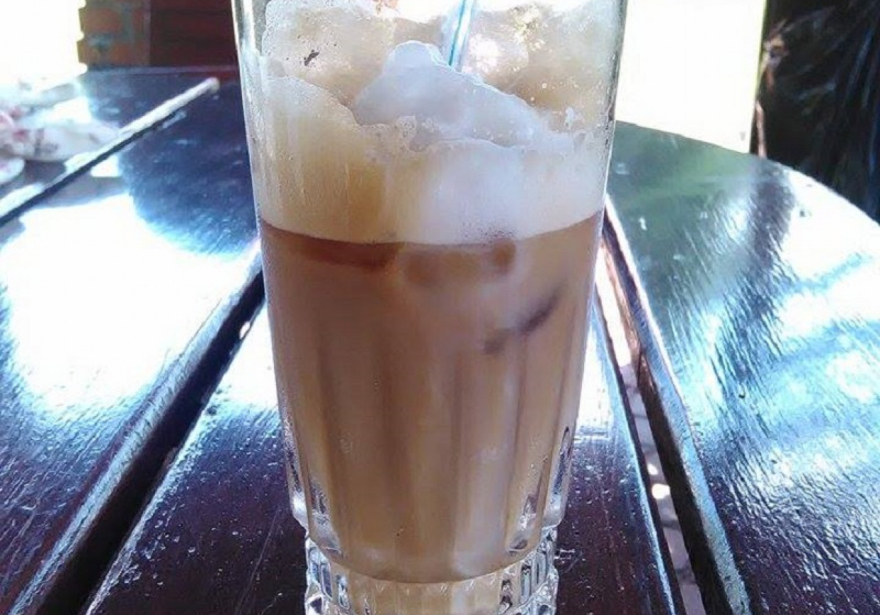 kawa mrożona z mlekiem kokosowym foto