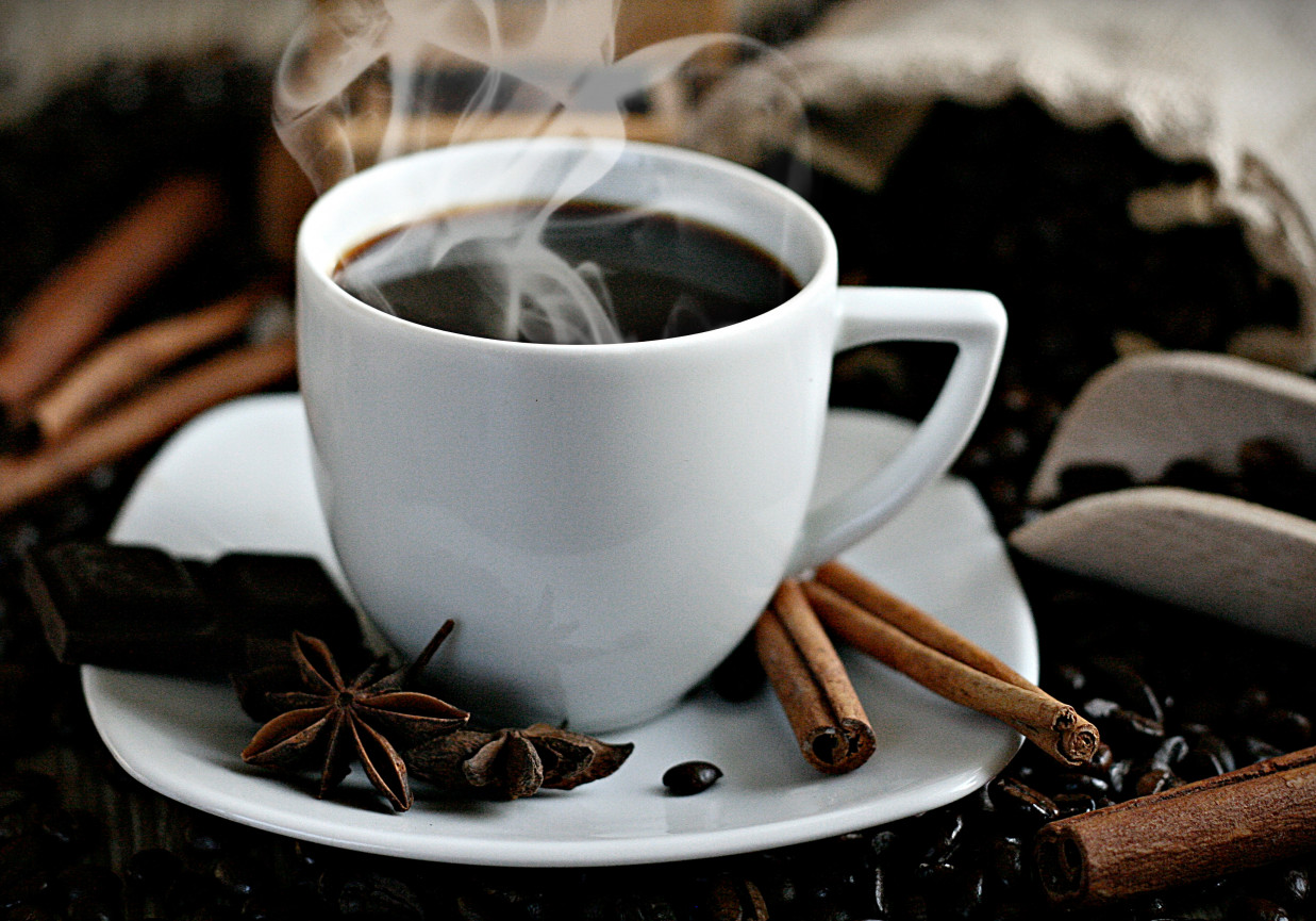 Kawa na ławę – czyli cała prawda o „małej czarnej”