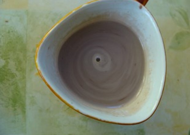 Fotografia przedstawiająca Kawa z cynamonem i goździkami