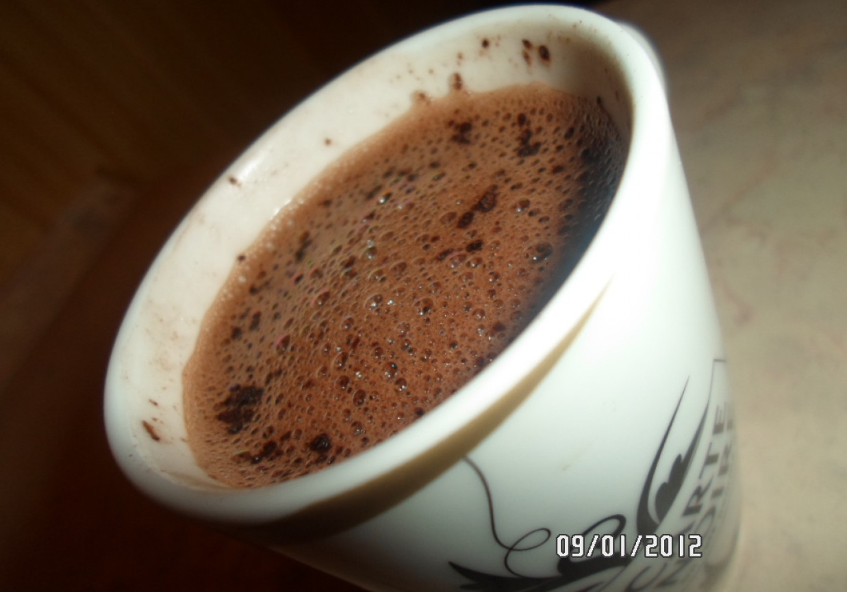 Kawa z czekoladą i cynamonem foto