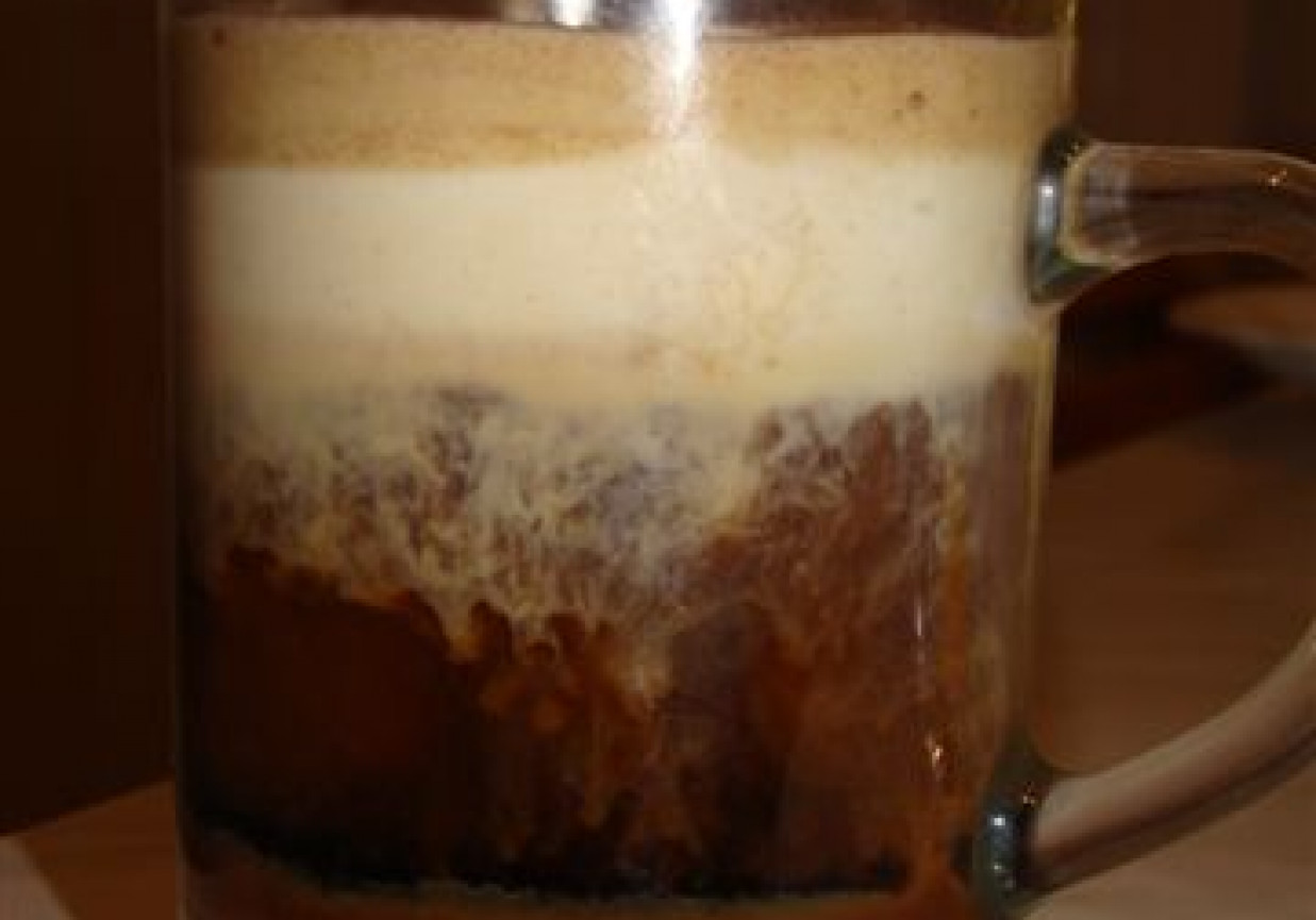 Kawa z lodami i bitą smietaną foto