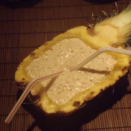 Krok 3 - Kawa z lodami w ananasie foto