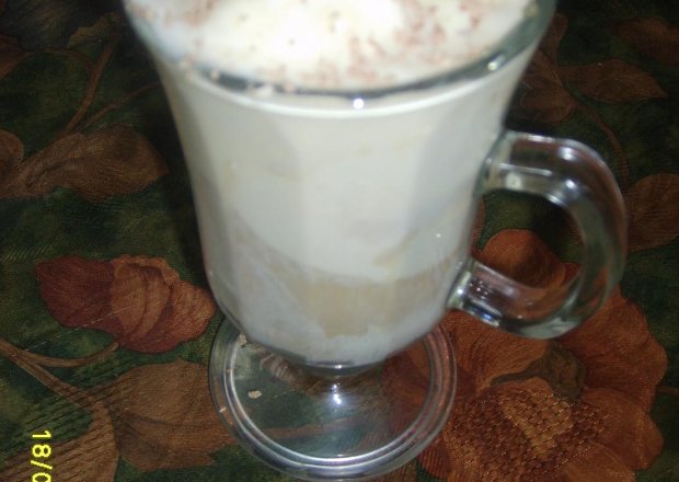 Fotografia przedstawiająca Kawa z lodami