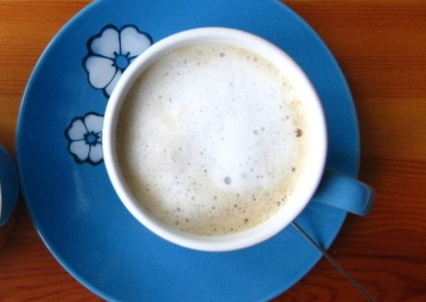Fotografia przedstawiająca Kawa z pianką - nie z ekspresu