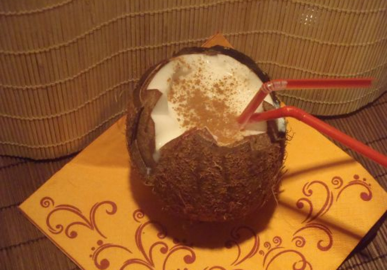 Kawa z serkiem ricotta w kokosie foto