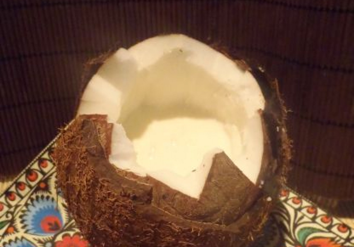 Kawa z serkiem ricotta w kokosie foto
