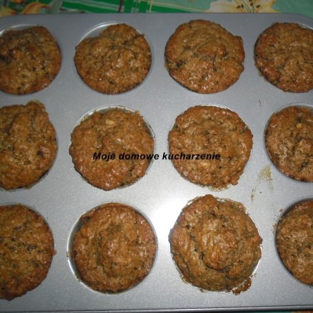 Krok 4 - Kawowe muffinki z cynamonem i orzechami foto