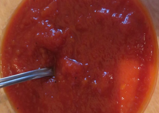 Fotografia przedstawiająca ketchup domowy
