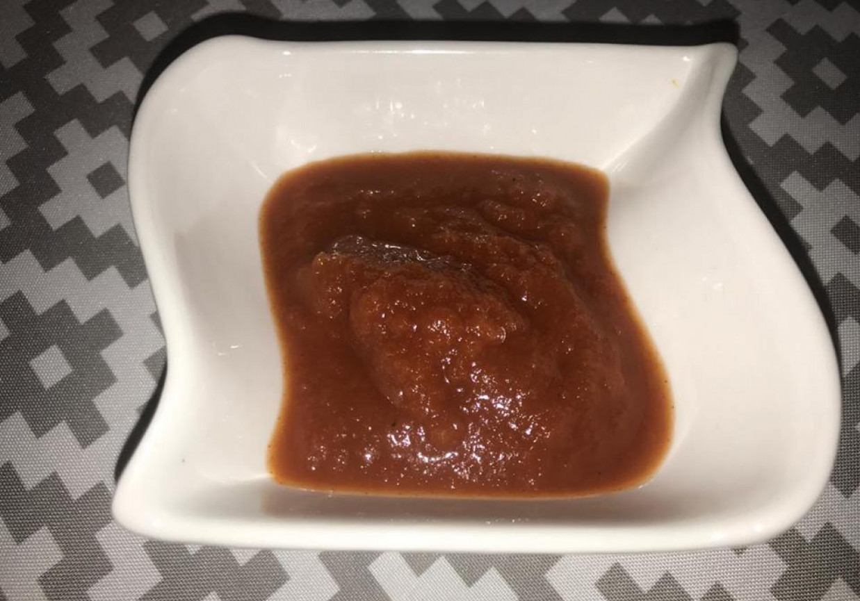 Ketchup z cukinii foto