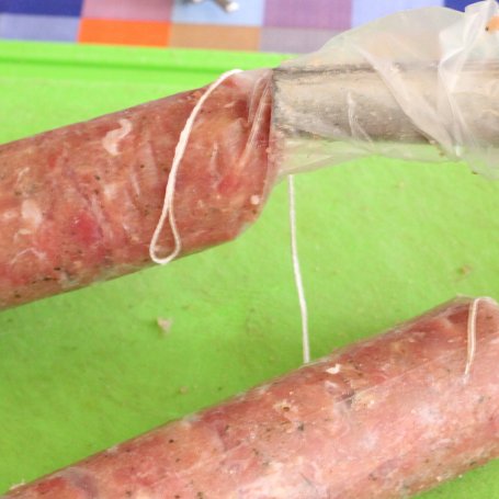 Krok 3 - Kiełbasa na chleb foto