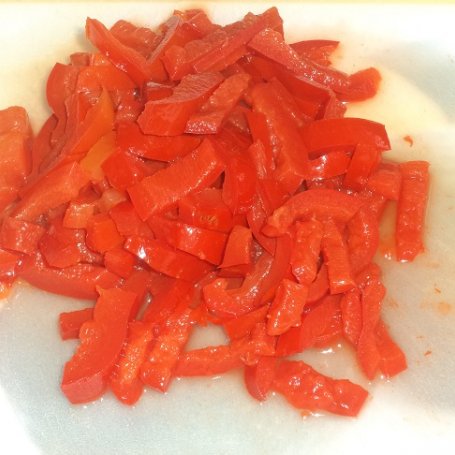 Krok 5 - Kiełbasa z warzywami w sosie pomidorowym foto