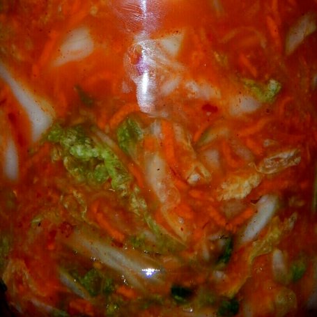 Kimchi z marchewką, ogórkiem i rzodkwią daikon