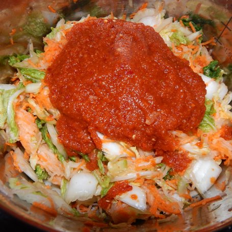 Krok 6 - Kimchi z marchewką, ogórkiem i rzodkwią daikon foto
