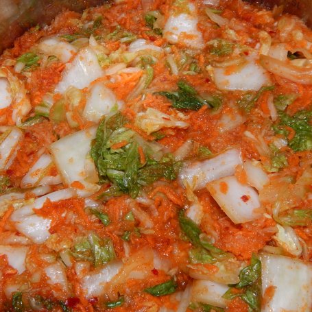Krok 7 - Kimchi z marchewką, ogórkiem i rzodkwią daikon foto