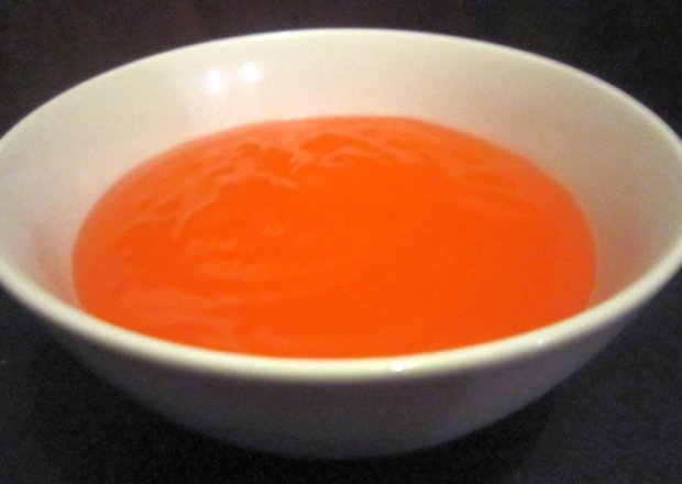Fotografia przedstawiająca kisiel truskawkowy