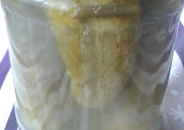 Fotografia przedstawiająca Kiszone ogórki z kolendrą