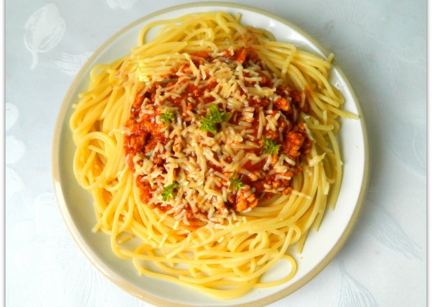 Fotografia przedstawiająca Klasyczne spaghetti
