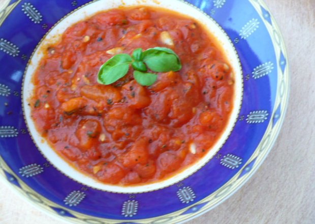 Fotografia przedstawiająca Klasyczny sos pomidorowy