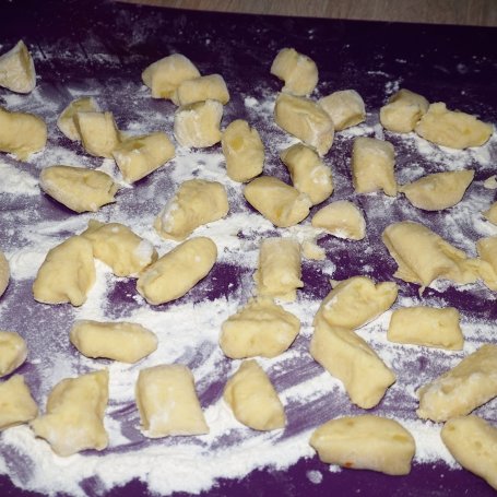 Krok 6 - Klasyka w kuchni-kopytka foto