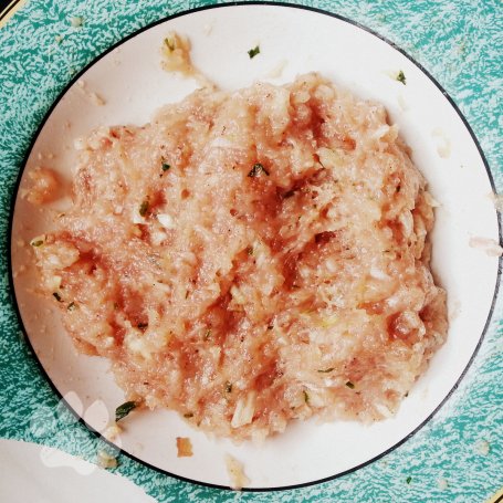 Krok 2 - Klopsiki drobiowe w pikantnym sosie pomidorowym foto