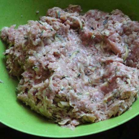 Krok 1 - Klopsiki z cukinią foto