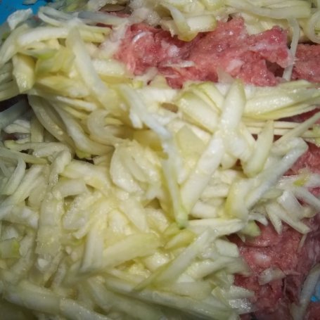 Krok 2 - Klopsiki z cukinią foto
