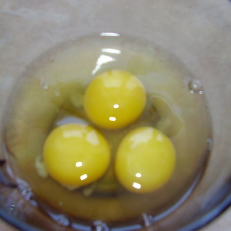 Krok 1 - Kluski z jajka na pomidorowej foto