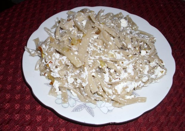 Fotografia przedstawiająca kluski z mąki orkiszowej z serem