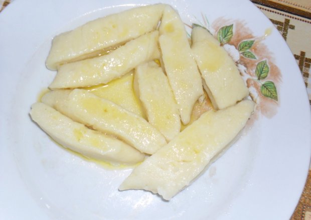 Fotografia przedstawiająca kluski z serem