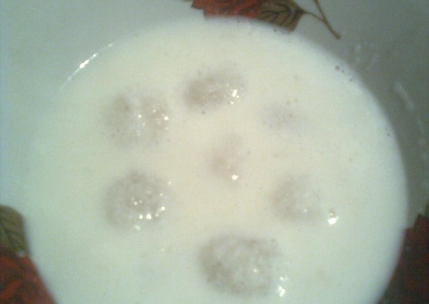 Fotografia przedstawiająca Kluski ziemniaczane na mleku
