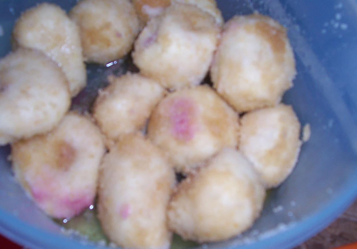 Knedle ze śliwkami foto