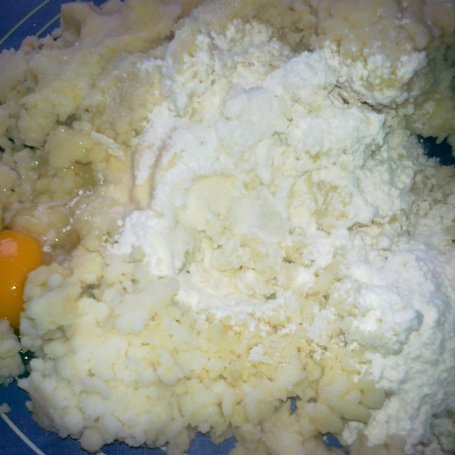 Krok 1 - knedle ziemniaczane lekko czeskie foto