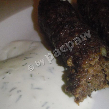 Krok 9 - Kofta kebab z dziczyzny z sosem czosnkowym foto