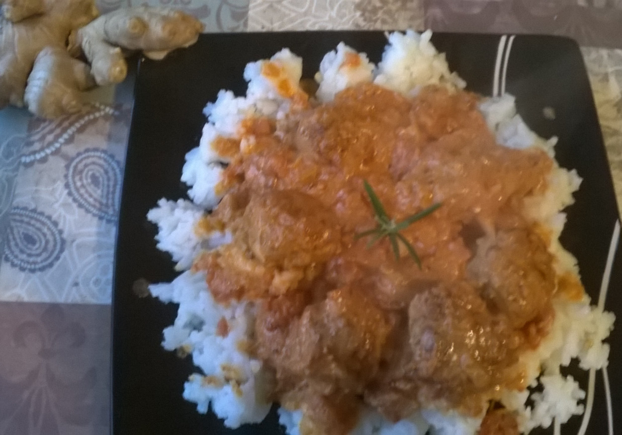 kofty w sosie curry foto