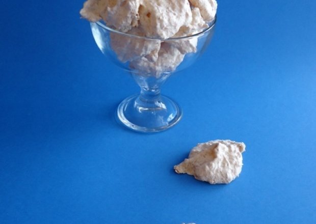 Fotografia przedstawiająca Kokosanki na białkach