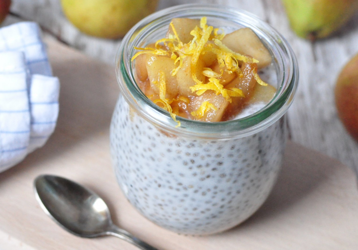 Kokosowa chia z musem z karmelizowanych gruszek i jabłek foto